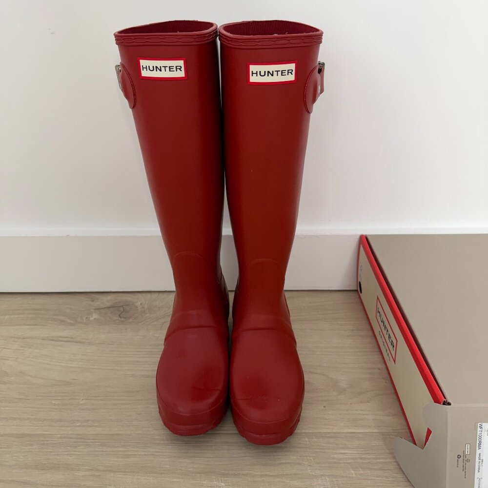 red Hunter boots original tall size US 5